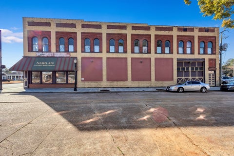 Tiny photo for 201 S Main St, Fitzgerald, GA 31750 (MLS # 142647)