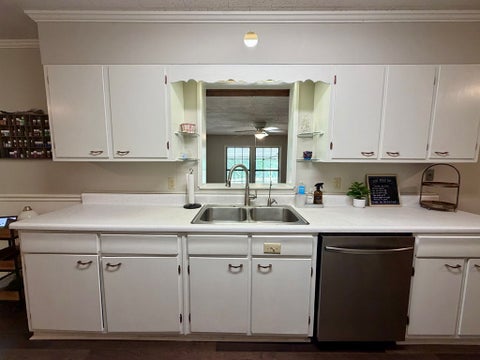 Tiny photo for 2201 N Ridge Avenue, Tifton, GA 31794 (MLS # 142816)