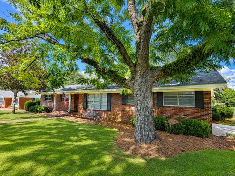 Tiny photo for 2201 N Ridge Avenue, Tifton, GA 31794 (MLS # 142816)