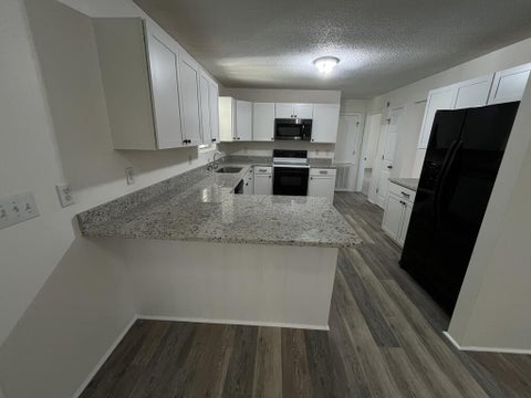 Tiny photo for 4108 Plaza Drive, Tifton, GA 31794 (MLS # 143112)