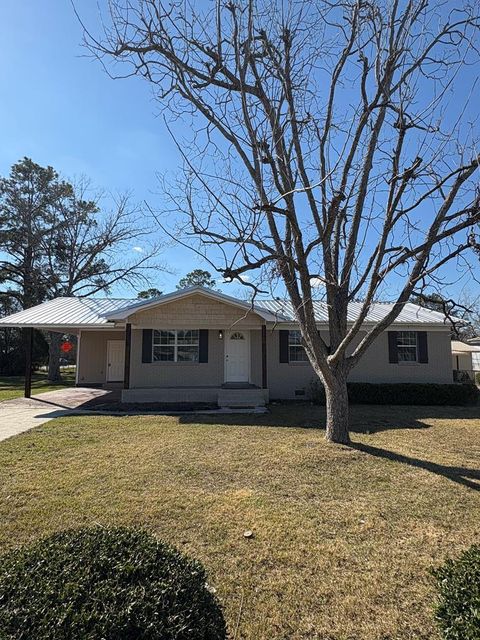 Photo of 203 Guest Circle, Nashville, GA 31639 (MLS # 138857)