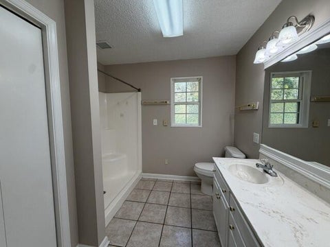 Tiny photo for 117 Duane Dr, Fitzgerald, GA 31750 (MLS # 143217)