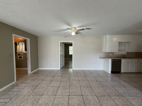 Tiny photo for 117 Duane Dr, Fitzgerald, GA 31750 (MLS # 143217)