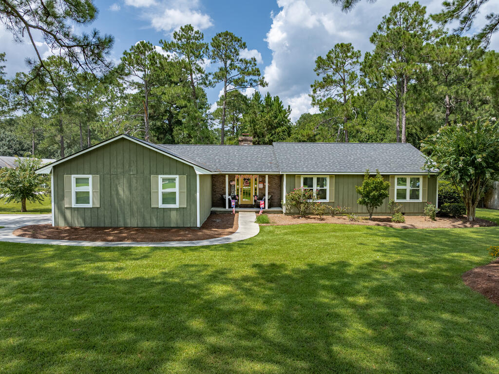 4401 W Forest Lake Drive