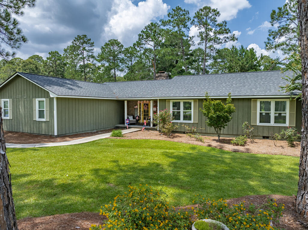 4401 W Forest Lake Drive