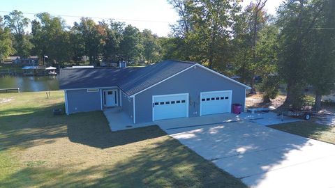 Photo of 888 Flournoy Rd, Warwick, GA 31796 (MLS # 139010)