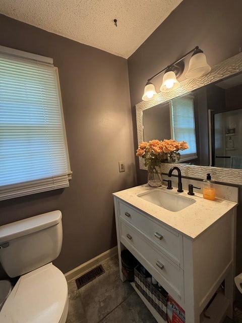 Tiny photo for 1443 Madison Ave, Tifton, GA 31794 (MLS # 142637)