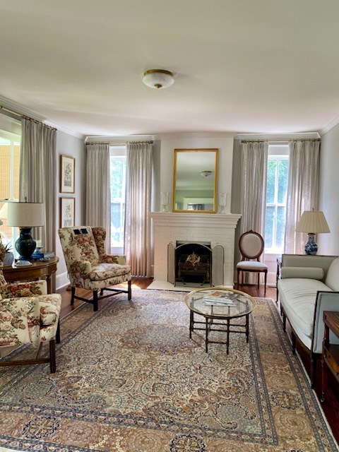 507 W 12th Street