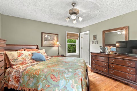 Tiny photo for 902 E 40th St, Tifton, GA 31794 (MLS # 143179)
