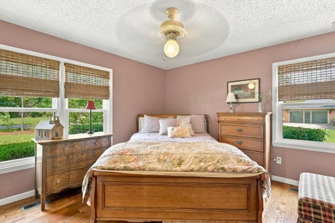 Tiny photo for 902 E 40th St, Tifton, GA 31794 (MLS # 143179)