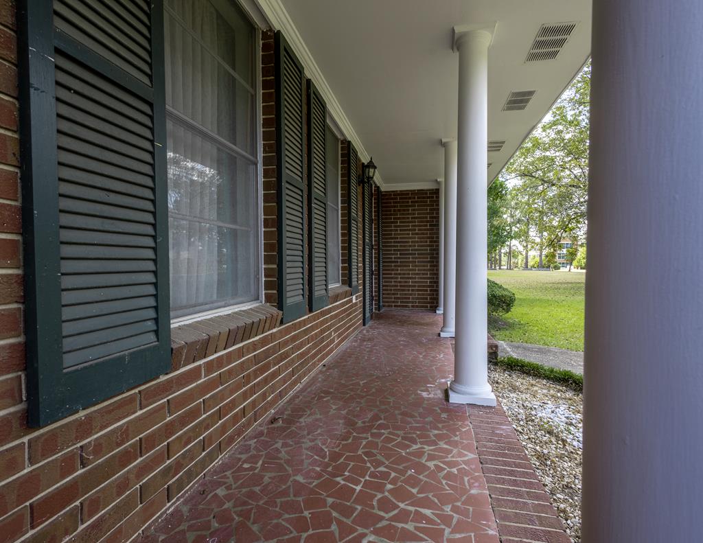 2609 N Emmett Drive