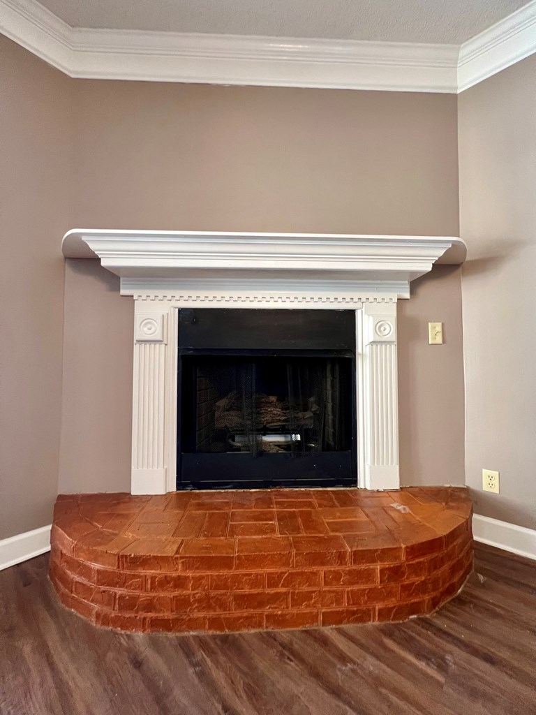 117 Crescent Court