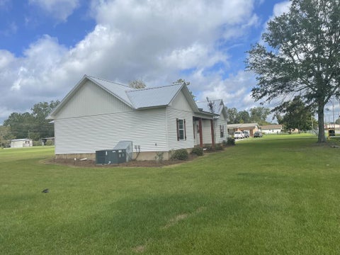 Tiny photo for 83 W Gray Ave, Lenox, GA 31637 (MLS # 143070)