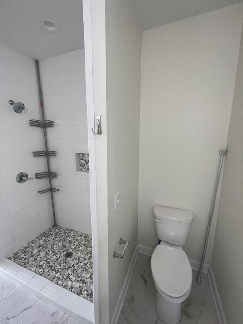 Tiny photo for 83 W Gray Ave, Lenox, GA 31637 (MLS # 143070)