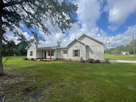 Photo of 83 W Gray Ave, Lenox, GA 31637 (MLS # 143070)