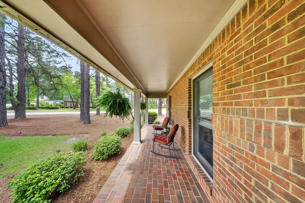 7013 Northgate Dr.