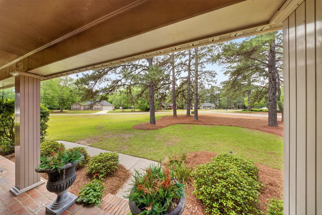 7013 Northgate Dr.