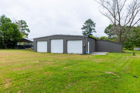 Tiny photo for 7 Red Oak RD, Tifton, GA 31794 (MLS # 143202)