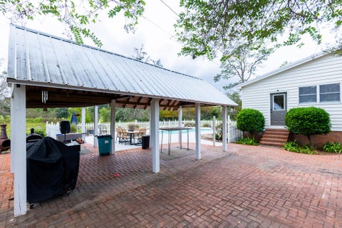 Tiny photo for 7 Red Oak RD, Tifton, GA 31794 (MLS # 143202)