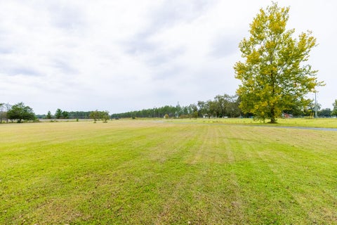 Tiny photo for 7 Red Oak RD, Tifton, GA 31794 (MLS # 143202)