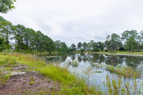 Tiny photo for 7 Red Oak RD, Tifton, GA 31794 (MLS # 143202)