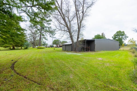 Tiny photo for 7 Red Oak RD, Tifton, GA 31794 (MLS # 143202)
