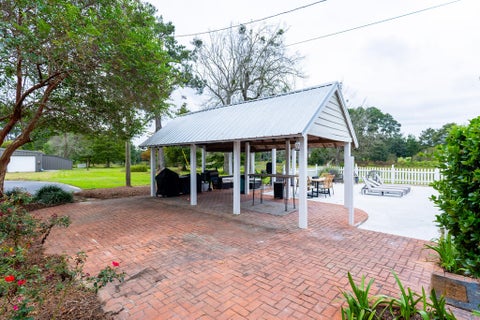 Tiny photo for 7 Red Oak RD, Tifton, GA 31794 (MLS # 143202)
