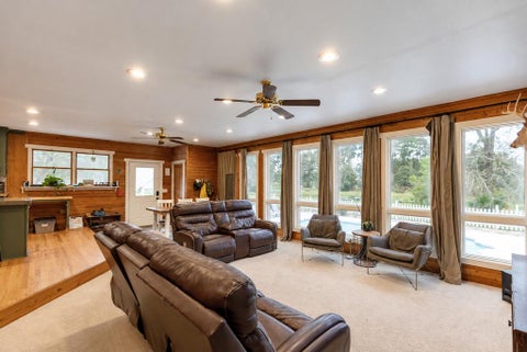 Tiny photo for 7 Red Oak RD, Tifton, GA 31794 (MLS # 143202)