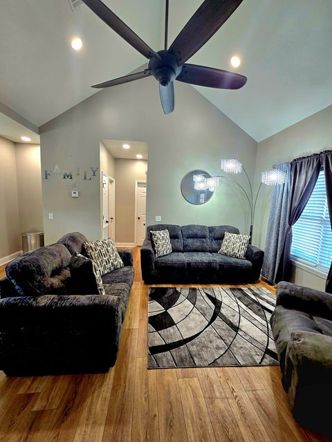 Tiny photo for 153 Clare Rd, Fitzgerald, GA 31750 (MLS # 142706)
