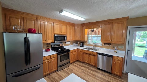 Tiny photo for 501 S Beech Street, Ocilla, GA 31774 (MLS # 142780)