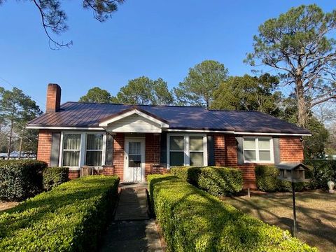 Photo of 215 W 13th St, Tifton, GA 31794 (MLS # 141376)