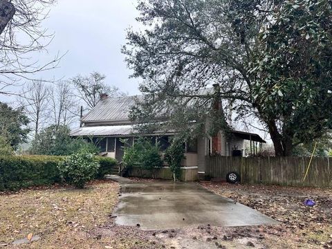 126 Cleo Street Enigma GA 31749