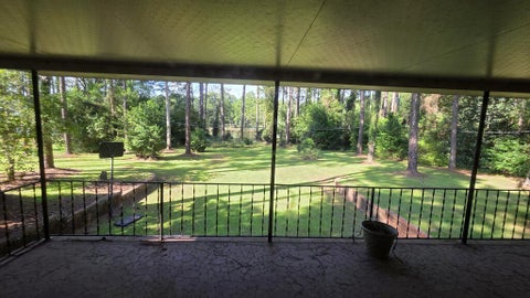 Tiny photo for 1123 W Roanoke Drive Ext, Fitzgerald, GA 31750 (MLS # 143131)