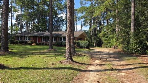 Tiny photo for 1123 W Roanoke Drive Ext, Fitzgerald, GA 31750 (MLS # 143131)