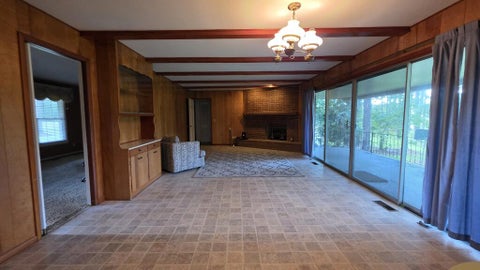 Tiny photo for 1123 W Roanoke Drive Ext, Fitzgerald, GA 31750 (MLS # 143131)