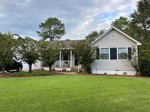 Photo of 903 E 42nd St, Tifton, GA 31794 (MLS # 138928) Photo of 903 E 42nd St, Tifton, GA 31794 (MLS # 138928)