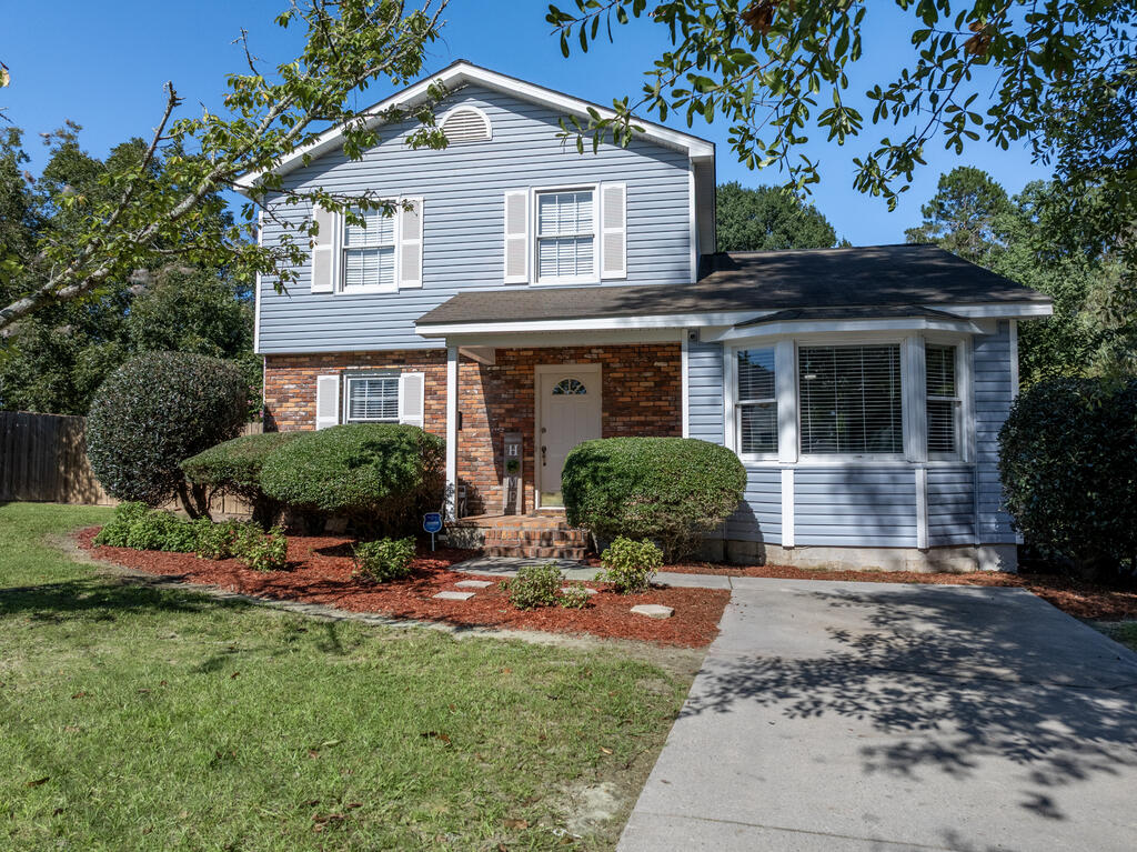 105 Clyde Circle