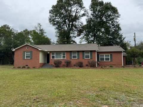 Photo of 711 W 10th Street, Tifton, GA 31794 (MLS # 138978) Photo of 711 W 10th Street, Tifton, GA 31794 (MLS # 138978)