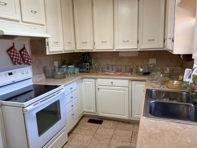 433 S Johnson Street