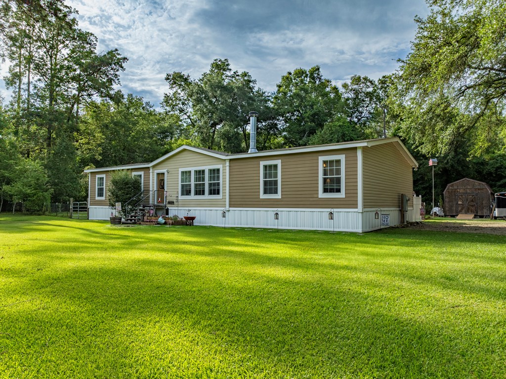 137 Worth Rd