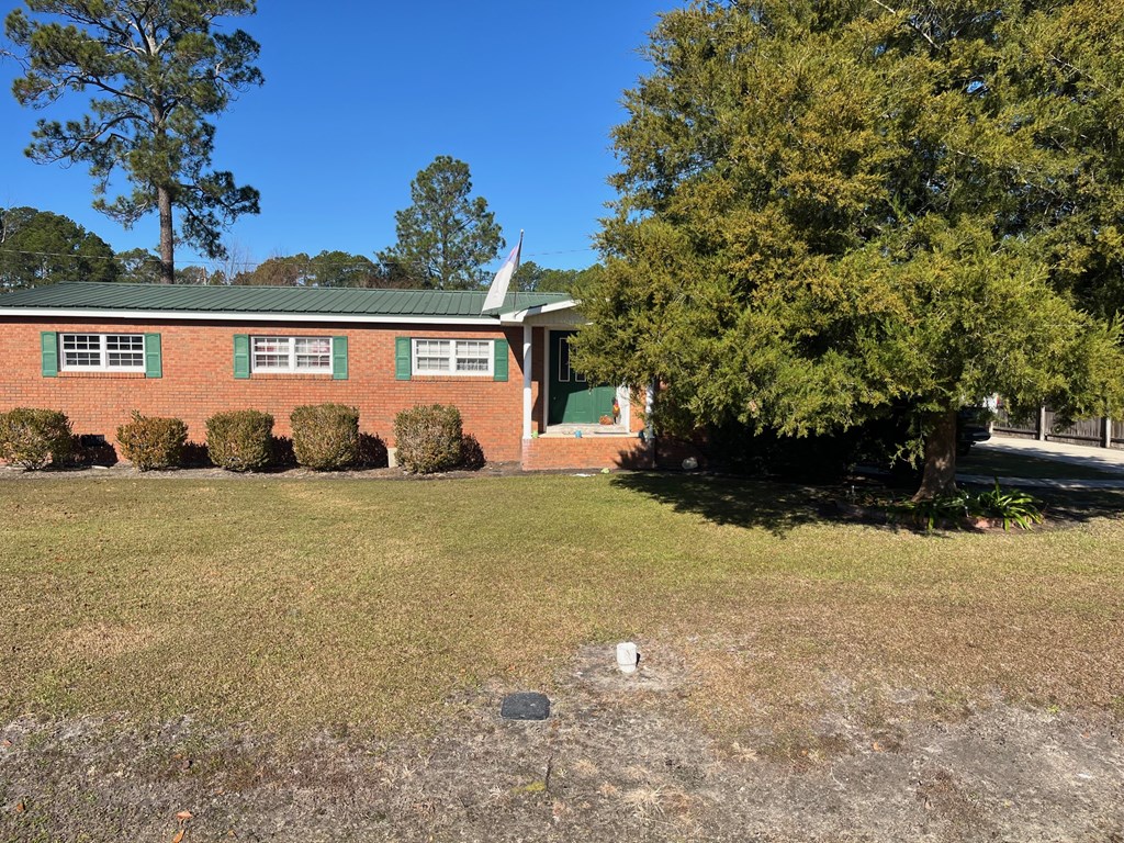 201 Lakeview
