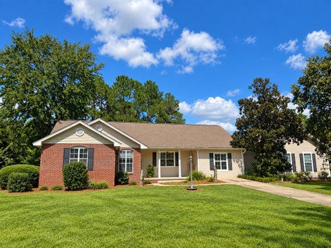 Tiny photo for 827 42nd St E ST, Tifton, GA 31794 (MLS # 143169)