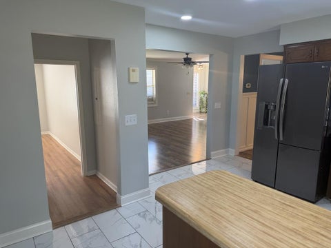Tiny photo for 827 42nd St E ST, Tifton, GA 31794 (MLS # 143169)