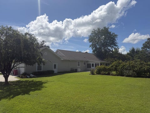 Tiny photo for 827 42nd St E ST, Tifton, GA 31794 (MLS # 143169)