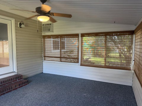Tiny photo for 827 42nd St E ST, Tifton, GA 31794 (MLS # 143169)