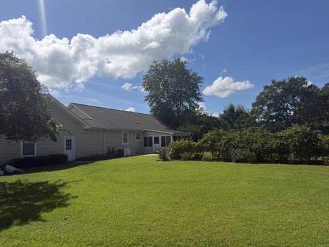 Tiny photo for 827 42nd St E ST, Tifton, GA 31794 (MLS # 143169)