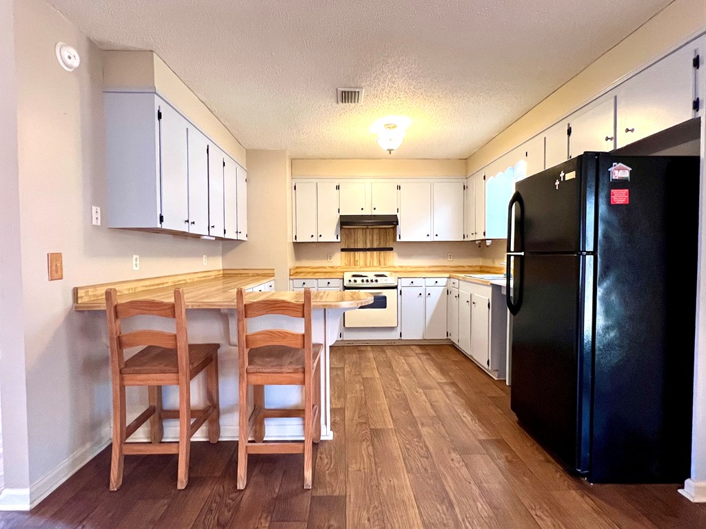 100 Strawberry Court