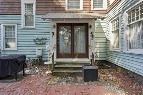 Tiny photo for 816 W Central Avenue, Fitzgerald, GA 31750 (MLS # 142404)