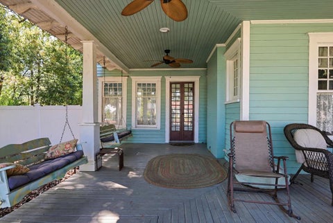 Tiny photo for 816 W Central Avenue, Fitzgerald, GA 31750 (MLS # 142404)