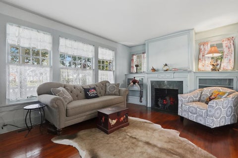 Tiny photo for 816 W Central Avenue, Fitzgerald, GA 31750 (MLS # 142404)